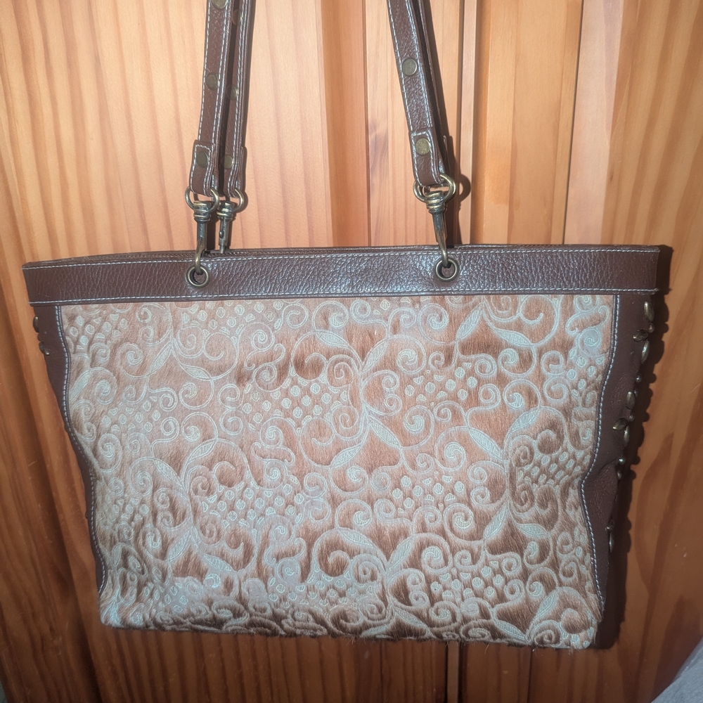 Isabella Fiore Brown Tote Bag with Vintage-Inspired Design Y2K - Picture 4 of 11